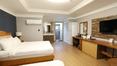 Empire Tourist Hotel