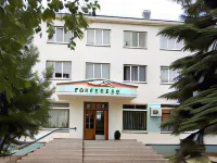 Planeta Hotel Hotéis em Pechory