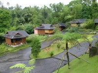 Highland Resort & Nature Tours Hotel dekat Taman Wisata Pelangi