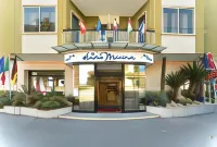 狄亞諾馬里納Mhotelsgroup飯店 - 游泳池