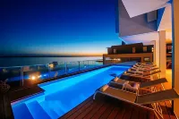 Dedaj Resort - Villa Tina - piscina