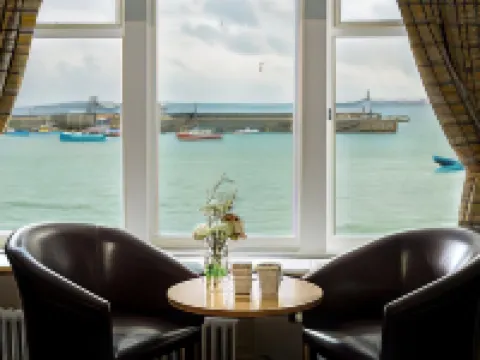 Lifeboat Inn Hotels in St Ives