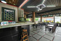 RedDoorz Plus @ Setiabudi Medan 4 Hotels in Medan Selayang