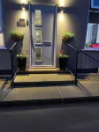 Alexandra Hotel - parking