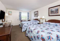 Travelodge by Wyndham Cape Cod Area فنادق في South Yarmouth