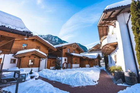 Dorfchalets & Apartments - in Kaprun Centre Including Free Entry Tauern Spa and Summer Card
