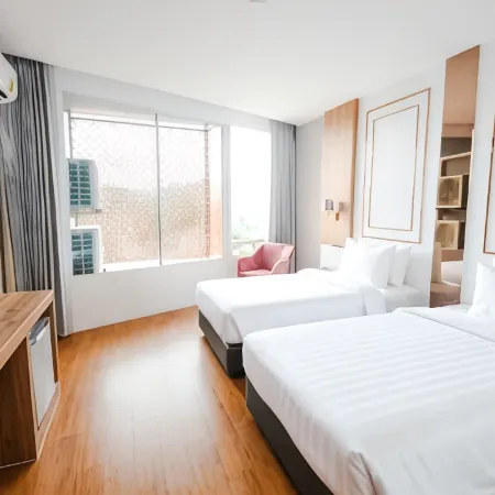 Jasper Hotel Ban Phai