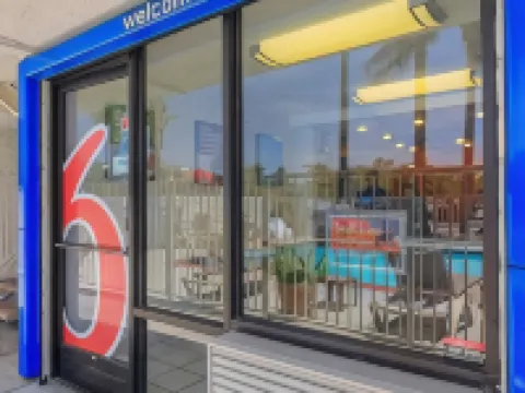 Motel 6 Simi Valley, CA Hotels in Simi Valley