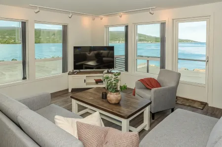 Lyngen Experience Apartments Отели в г. Nord-lenangen