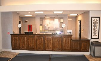 Holiday Inn Express & Suites EVANSTON by IHG
