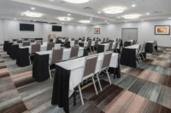 Holiday Inn BEAUMONT EAST-MEDICAL CTR AREA by IHG