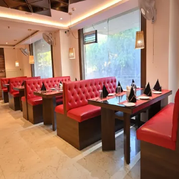 Hotel Silver Land New Digha with Rooftop Pool