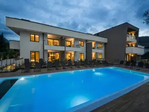 Riva Lake Lodge