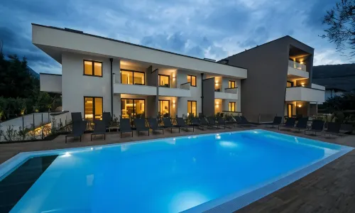 Riva Lake Lodge