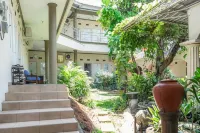 RedDoorz Near Gajahmungkur Semarang Hotel a Gajahmungkur