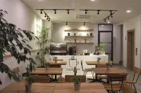Casa Living Senayan Hotel - bar