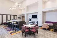 Hampton Inn & Suites West Lafayette - parking