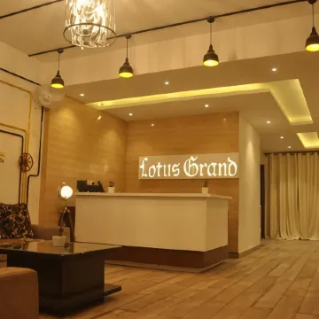 Lotus Grand Akm