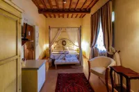 San Pietro Sopra le Acque Resort & Spa فنادق في Massa Martana