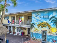 Silver Spray Motel Hotels near Hollywood North Beach Park