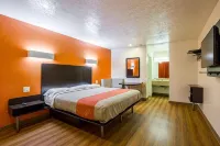 Motel 6 Madisonville, TX - Pysäköinti