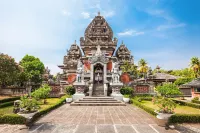 RedDoorz Syariah Plus Near Jatiwarna Toll Gate Hotels in Jatiasih
