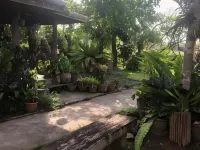Phutawanchomdow