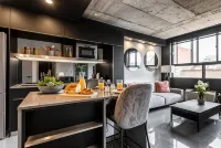 Pierce Boutique Apartments by Simplissimmo - Condos