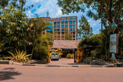 B瑪里斯旅館