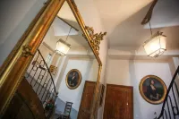 Le Chateau de La Vierge Hotels in Les Ulis