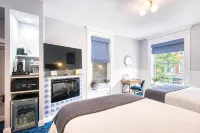 The Hudson Whaler Hotels in Hudson