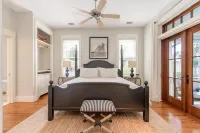 Updated Wilson Village 4 Bedroom Cottage  Amenity access available Hotels near Eggs 'N' Tricities