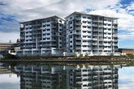 Salt at Oceanside Отели рядом с достопримечательностью «Больница Саншайн-Кост Юниверсити»