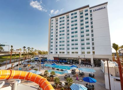 Cambria Hotel & Suites Anaheim Resort Area