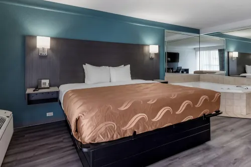 كواليتي إن روك هيل نورث ايست آي-77