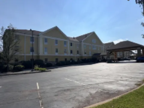 コンフォート スイーツ スクラントン ニア モンタージュ マウンテン ムージックのホテル