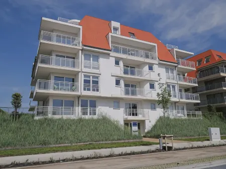 Apartment in Nieuwpoort with Terrace