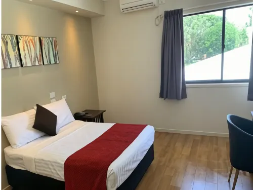 Weipa Motel Resort Hotels in Trunding