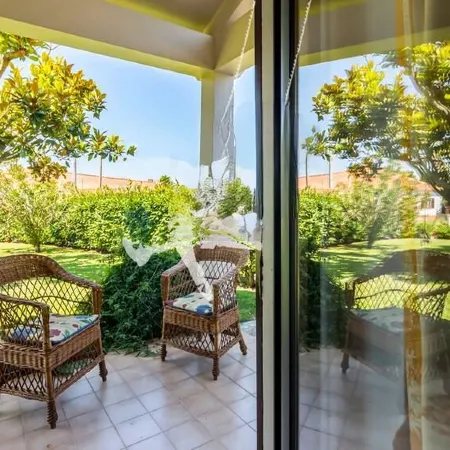 Near the beach-Pets allowed