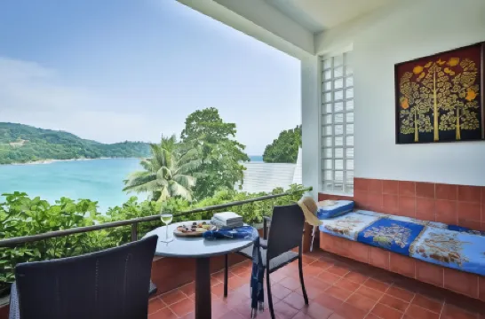 Mom Tri's Villa Royale