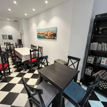 Hostel A2C