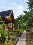 Tetebatu Valley Bungalows - parking