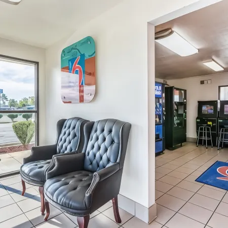 Motel 6 Lumberton, NC