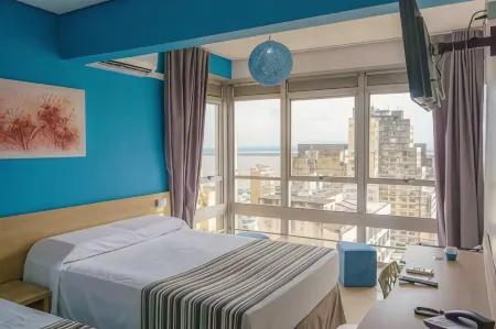 Hotel Dan Inn Express Porto Alegre - Próximo ao Complexo Hospitalar Santa Casa e Ufrgs Отели рядом с достопримечательностью «Public Library»