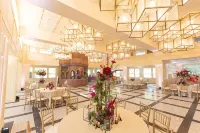 The Albion Summit Hotels in Millburn