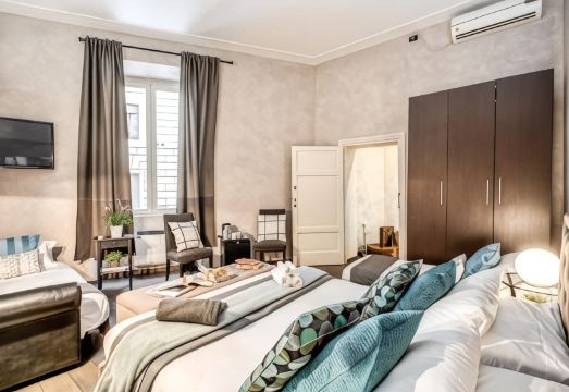 건물 외부 전경