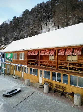 Malinovka Guest House Отели рядом с достопримечательностью «Три измерения»