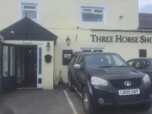 Three Horse Shoes