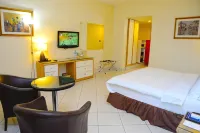 Golden Royale Hotel - Classic Twin فنادق في 