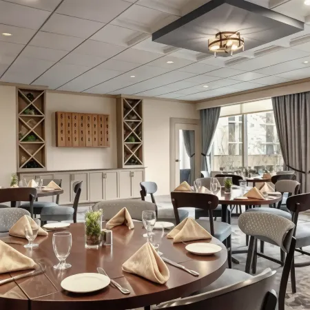 DoubleTree by Hilton McLean Tysons